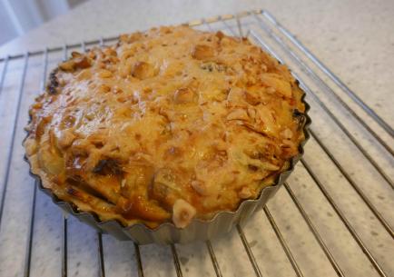 Pastinaak- Paddenstoelentaart met Komijnekaas en Hazelnoten.... Pastinaak- Paddenstoelentaart met Komijnekaas en Hazelnoten....